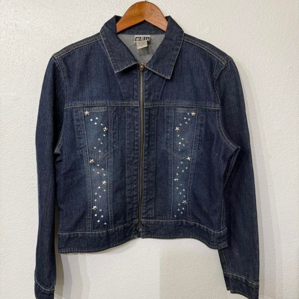 Clio‎ navy denim jacket with star embroidery